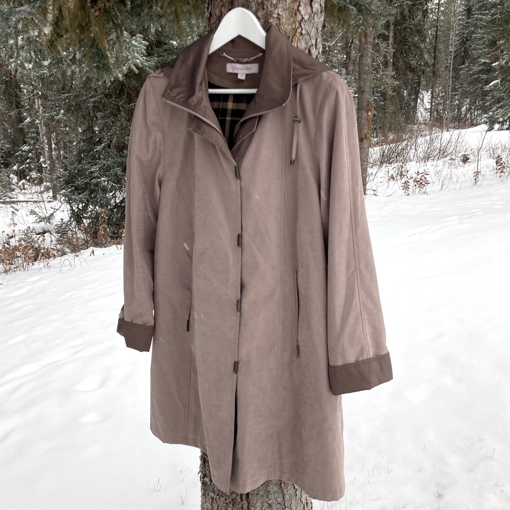 Jacques Vert fully lined trench coat